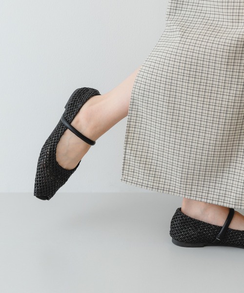 RODE SKO(ロデスコ)の「ピープトゥベルトメッシュフラット(バレエシューズ・レディース・ブラウン/ブラック/アイボリー・36/37/38)」の17枚目の写真