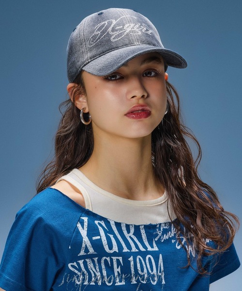 X-girl（エックスガール）の「LAYERED STYLE PANELED GRAPHIC S/S TOP（Tシャツ/カットソー・レディース・ブラック/ネイビー・ONE SIZE）」の3枚目の写真