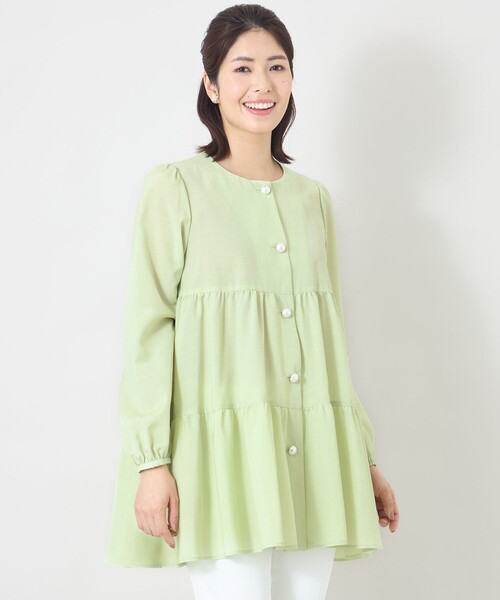 TO BE CHIC（トゥー ビー シック）の「ブライトクロス ティアードブラウス（シャツ/ブラウス・レディース・ブラック/グリーン/ベージュ・40）」の3枚目の写真