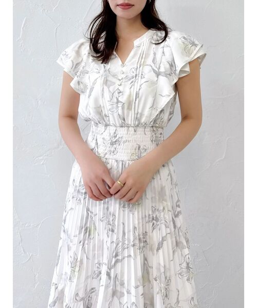 dazzlin(ダズリン)の「ストライプフラワーワンピース(ワンピース・レディース・アイボリー/ブルー/ピンク・MEDIUM/SMALL)」の21枚目の写真