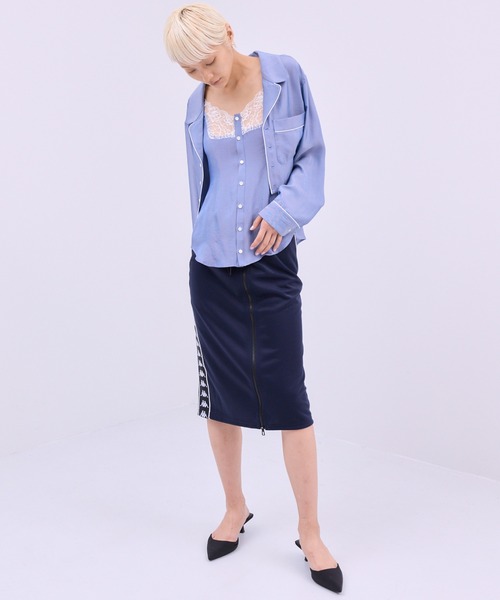 THINGS THAT MATTER（シングス ザット マター）の「CHAMBRAY PIPING SHIRT ENSEMBLE / シャンブレー パイピング シャツ アンサンブル（シャツ/ブラウス・レディース・ブルー・FREE）」の22枚目の写真