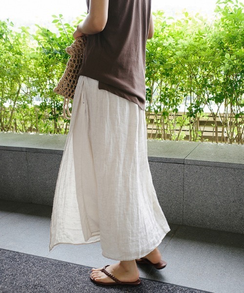 Flugge(フラッジー)の「【ラクして上品♪スカート見えワイドパンツ】スカート風リネンタッチパンツ(その他パンツ・レディース・ブラック/ホワイト・LARGE/MEDIUM)」の7枚目の写真