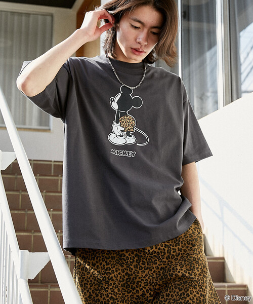 PUBLUX(パブリュクス)の「PUBLUX/パブリュクス <機能性素材>Mickey Mouse & Minnie Mouse/ミッキーマウス & ミニーマウス/ フェイス Tシャツ 限定展開(Tシャツ/カットソー・メンズ・グレー/チャコールグレー/ホワイト/ピンク・LARGE/MEDIUM/SMALL)」の17枚目の写真