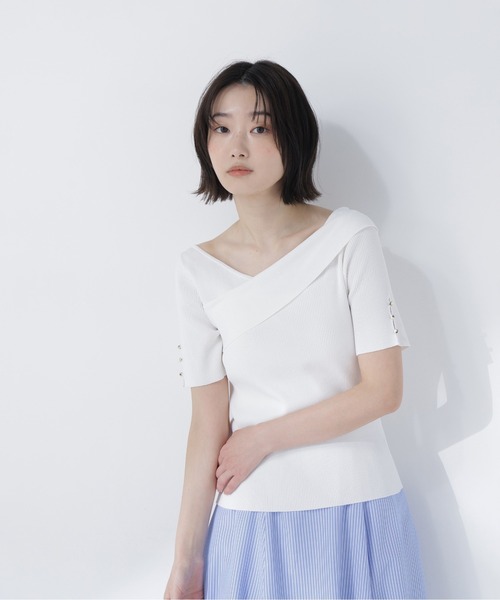 NATURAL BEAUTY BASIC(ナチュラルビューティーベーシック)の「クロスネックリブニット(ニット/セーター・レディース・オレンジ系その他/ブルー/オフホワイト/チャコールグレー・FREE)」の7枚目の写真