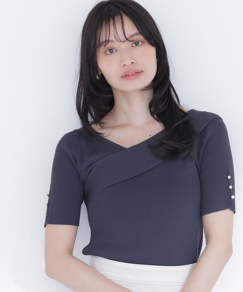 NATURAL BEAUTY BASIC(ナチュラルビューティーベーシック)の「クロスネックリブニット(ニット/セーター・レディース・オレンジ系その他/ブルー/オフホワイト/チャコールグレー・FREE)」の20枚目の写真