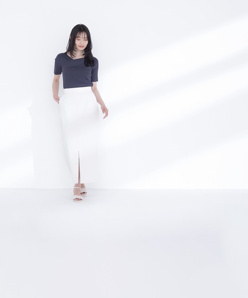 NATURAL BEAUTY BASIC(ナチュラルビューティーベーシック)の「クロスネックリブニット(ニット/セーター・レディース・オレンジ系その他/ブルー/オフホワイト/チャコールグレー・FREE)」の21枚目の写真
