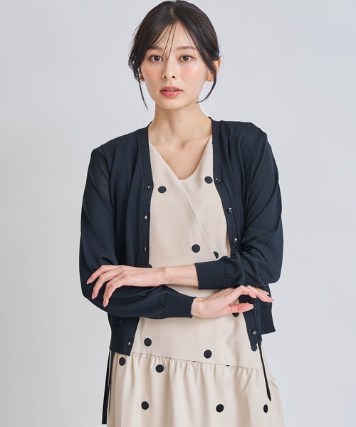 NOELA(ノエラ)の「ベーシックニットカーディガン(カーディガン/ボレロ・レディース・ブラック/オフホワイト/ネイビー・フリー)」の3枚目の写真