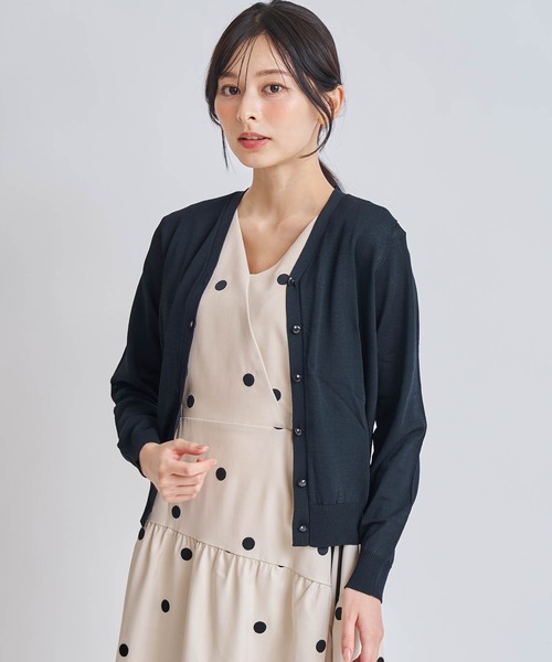 NOELA(ノエラ)の「ベーシックニットカーディガン(カーディガン/ボレロ・レディース・ブラック/オフホワイト/ネイビー・フリー)」の11枚目の写真