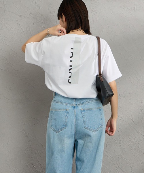 TATRAS（タトラス）の「[TATRAS/タトラス] ORESTE バーティカルロゴ バックプリントTシャツ（Tシャツ/カットソー・レディース・ホワイト/ブラック・1/2/3）」の21枚目の写真