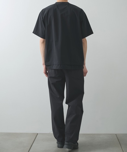 POLIQUANT（ポリクアント）の「【POLIQUANT/ポリクアント】THE DEFORMED S/S PULLOVER WITH UTILITY POCKETS（Tシャツ/カットソー・メンズ・ブラック/オリーブ・1/2）」の19枚目の写真