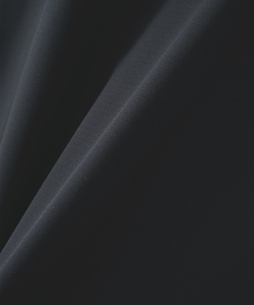 POLIQUANT（ポリクアント）の「【POLIQUANT/ポリクアント】THE DEFORMED S/S PULLOVER WITH UTILITY POCKETS（Tシャツ/カットソー・メンズ・ブラック/オリーブ・1/2）」の18枚目の写真