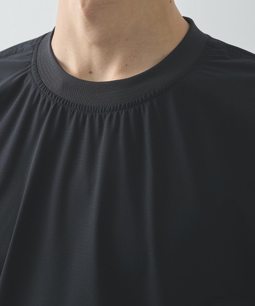 POLIQUANT（ポリクアント）の「【POLIQUANT/ポリクアント】THE DEFORMED S/S PULLOVER WITH UTILITY POCKETS（Tシャツ/カットソー・メンズ・ブラック/オリーブ・1/2）」の14枚目の写真