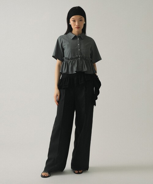 Ray BEAMS(レイビームス)の「裾フリル ショート シャツ(シャツ/ブラウス・レディース・シルバー/ホワイト・ONE SIZE)」の7枚目の写真