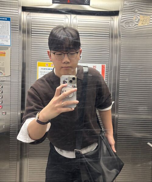 MINAV（ミナブ）の「オイルドブレッドバッグ [ブラック]（メッセンジャーバッグ・メンズ・その他・F）」の4枚目の写真
