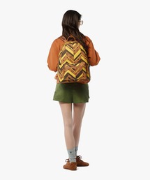 MCM（エムシーエム）の「Stark スタッド付きバックパック - メガ ヘリンボーン ヴィセトス（バックパック/リュック）」