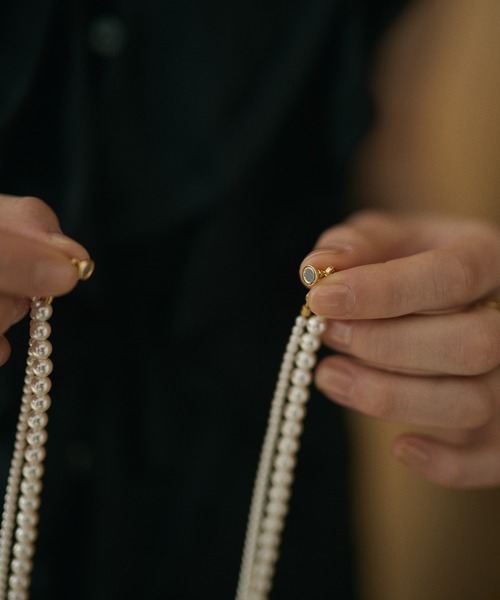 LAULEN(ローレン)の「double pearl short necklace /2連パールマグネットショートネックレス(ネックレス・レディース・アイボリー・FREE)」の10枚目の写真