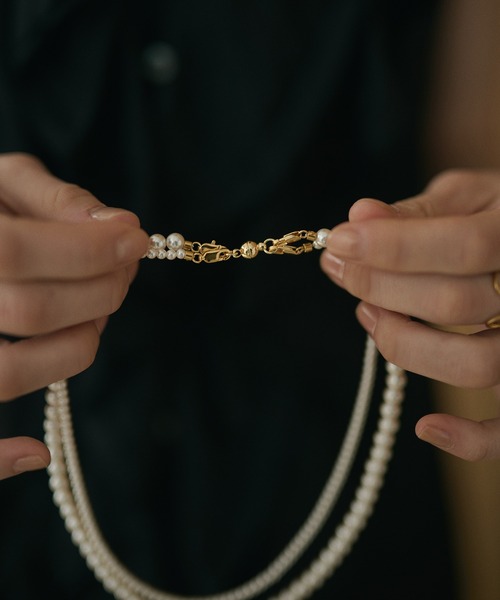 LAULEN(ローレン)の「double pearl short necklace /2連パールマグネットショートネックレス(ネックレス・レディース・アイボリー・FREE)」の9枚目の写真
