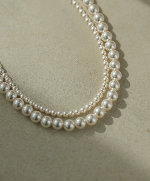 LAULEN(ローレン)の「double pearl short necklace /2連パールマグネットショートネックレス(ネックレス・レディース・アイボリー・FREE)」の6枚目の写真