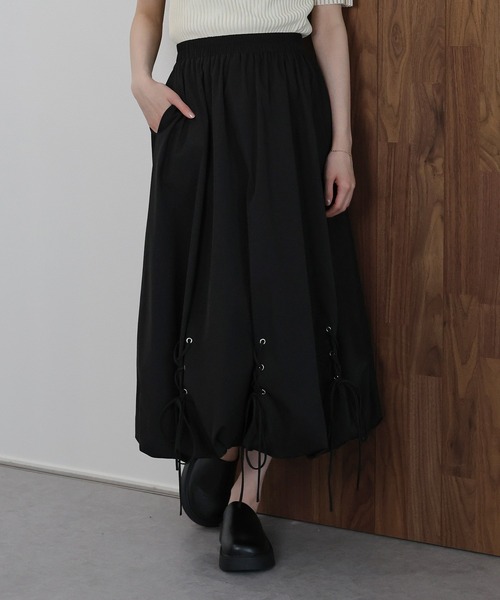J by blue（ジェイバイブルー）の「レースアップバルーンスカート（スカート・レディース・ホワイト/ブラック・MEDIUM）」の12枚目の写真