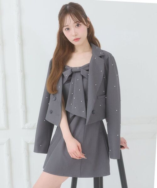 MAJESTIC LEGON(マジェスティックレゴン)の「キラメキショートジャケット(その他アウター・レディース・ブラック/グレー系その他/グレー・MEDIUM)」の3枚目の写真