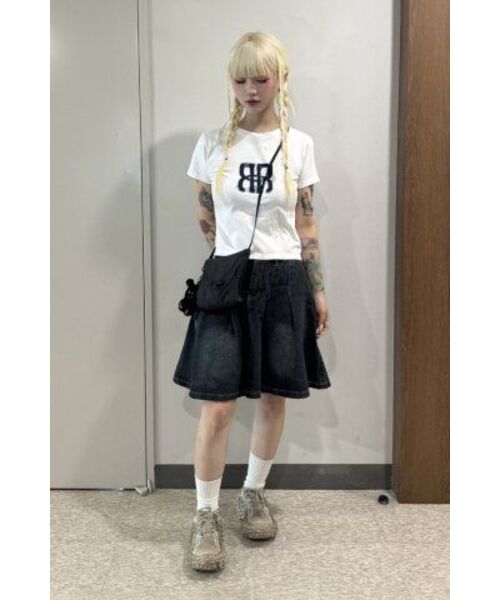 ROCKCAKE(ロックケーキ)の「Square Logo Denim Top - White(Tシャツ/カットソー・レディース・その他・SMALL)」の8枚目の写真