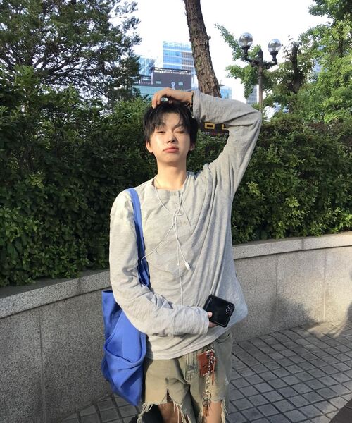 S'EST(エスイーエスティー)の「Cross Slub Henley Neck Gray(Tシャツ/カットソー・メンズ・グレー・SMALL/MEDIUM)」の3枚目の写真