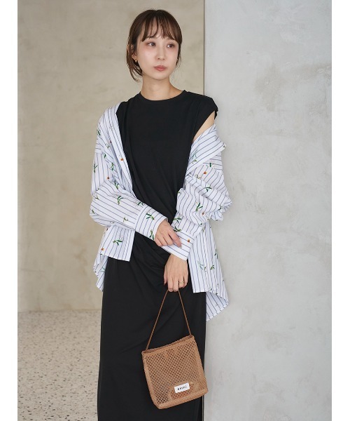 emmi(エミ)の「【emmi×NYBG】ストライプリラックスシャツ【セットアップ対応】(ルームウェア/パジャマ・レディース・ブルー/イエロー/ホワイト・F)」の8枚目の写真
