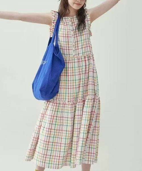 AMAJI(アマジ)の「チェック柄 ノースリーブ フレア ロングワンピース(ワンピース・レディース・マルチ・SMALL/MEDIUM/LARGE/X-LARGE)」の2枚目の写真