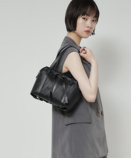 HIROKO HAYASHI（ヒロコハヤシ）の「PANIER（パニエ）ボストンバッグ（ボストンバッグ・レディース・オフホワイト/ベージュ系4/ブラック・00）」の15枚目の写真
