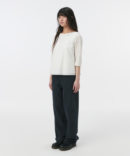 OHESHIO(オヘシオ)の「STRAIGHT COLOR COTTON PANTS, NAVY(その他パンツ・レディース・その他・1/2)」の3枚目の写真