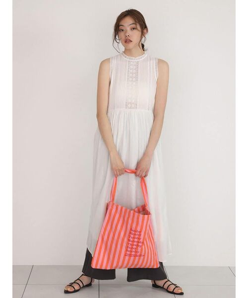 FIKA.(フィーカ)の「Sleeveless lace panel onepiece(ワンピース・レディース・ブラック/オフホワイト・MEDIUM)」の7枚目の写真