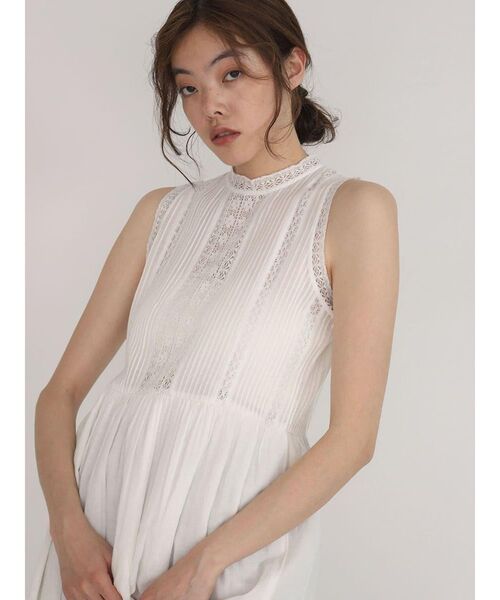 FIKA.(フィーカ)の「Sleeveless lace panel onepiece(ワンピース・レディース・ブラック/オフホワイト・MEDIUM)」の8枚目の写真