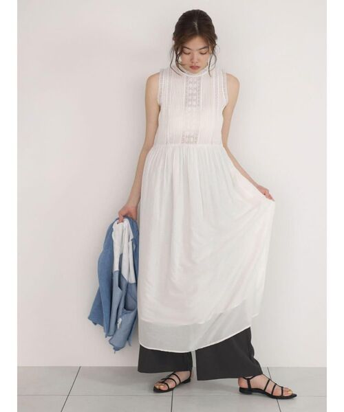 FIKA.(フィーカ)の「Sleeveless lace panel onepiece(ワンピース・レディース・ブラック/オフホワイト・MEDIUM)」の12枚目の写真