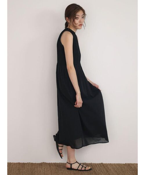 FIKA.(フィーカ)の「Sleeveless lace panel onepiece(ワンピース・レディース・ブラック/オフホワイト・MEDIUM)」の17枚目の写真