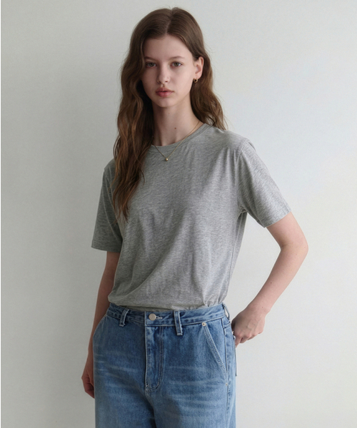 LENAV(ルナブ)の「esu round t-shirts (grey)(Tシャツ/カットソー・レディース・その他・FREE)」の1枚目の写真