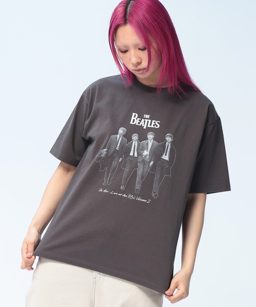 The Beatles(ザビートルズ)の「The Beatles (ザ・ビートルズ) アーティスト Tシャツ 半袖 ビートルズ バックプリント 綿100% CDジャケット バンドT メンズ レディース(Tシャツ/カットソー・メンズ・ダークグレー・L/M/LL)」の2枚目の写真