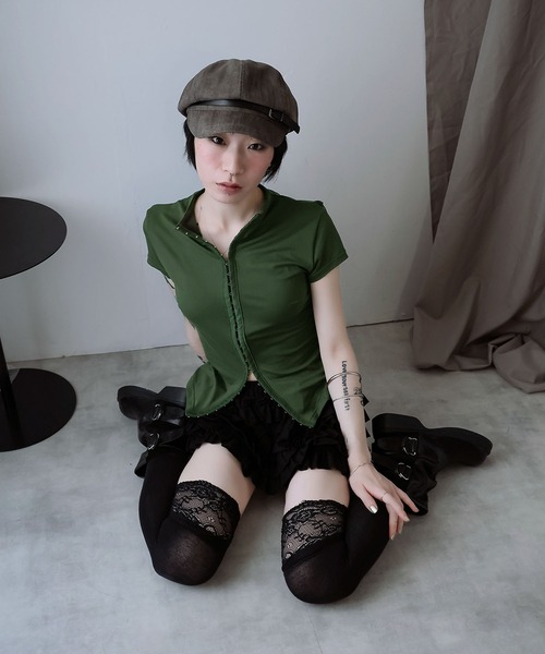 Ulysses(ユリシス)の「フロントホックハイネックトップス(Tシャツ/カットソー・レディース・ブラック/グリーン・M/S)」の20枚目の写真