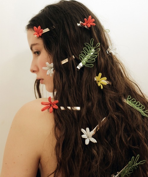 Fauvirame】26SS新作 Flower Beads Hair Clip / フラワービーズヘア