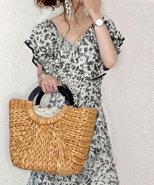 Flugge(フラッジー)の「ガーリーロングワンピース(ワンピース・レディース・ホワイト×ブラック・LARGE/MEDIUM)」の2枚目の写真