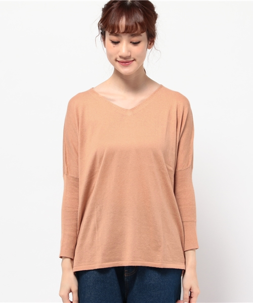 LBC（エルビーシー）の「12G アクリルコットン Vネックプルオーバー       （ニット/セーター・レディース・アッシュグレー/グリーン/ピンク/ネイビー・MEDIUM/LARGE）」の4枚目の写真