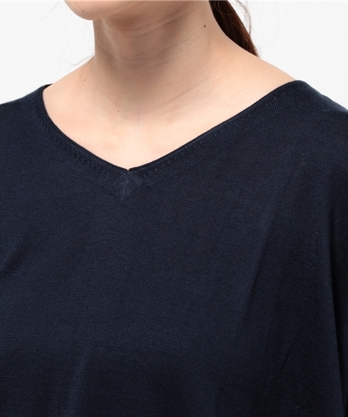 LBC（エルビーシー）の「12G アクリルコットン Vネックプルオーバー       （ニット/セーター・レディース・アッシュグレー/グリーン/ピンク/ネイビー・MEDIUM/LARGE）」の7枚目の写真