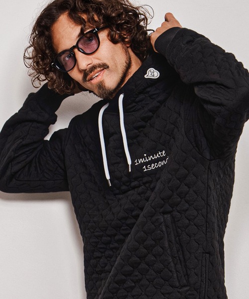 1minute 1second(ワンミニットワンセカンド)の「mpa4157-onion quilted pullover hoodie キルティングパーカー(1M26A010)(パーカー・メンズ・ネイビー/ブラック/ホワイト・XL/S/M/L)」の18枚目の写真