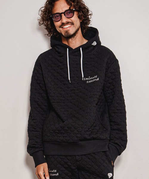 1minute 1second(ワンミニットワンセカンド)の「mpa4157-onion quilted pullover hoodie キルティングパーカー(1M26A010)(パーカー・メンズ・ネイビー/ブラック/ホワイト・XL/S/M/L)」の19枚目の写真