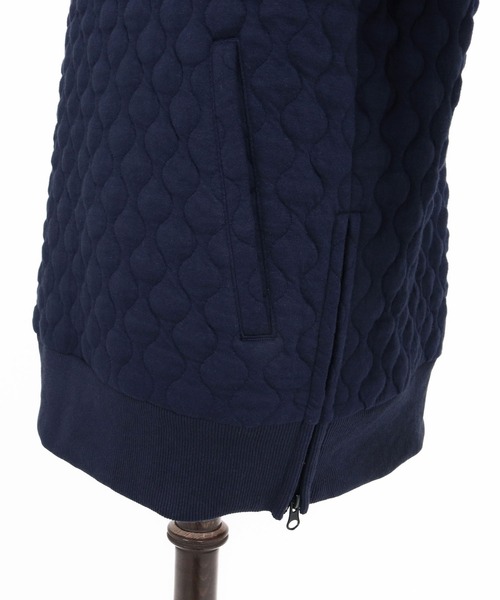 1minute 1second(ワンミニットワンセカンド)の「mpa4157-onion quilted pullover hoodie キルティングパーカー(1M26A010)(パーカー・メンズ・ネイビー/ブラック/ホワイト・XL/S/M/L)」の4枚目の写真