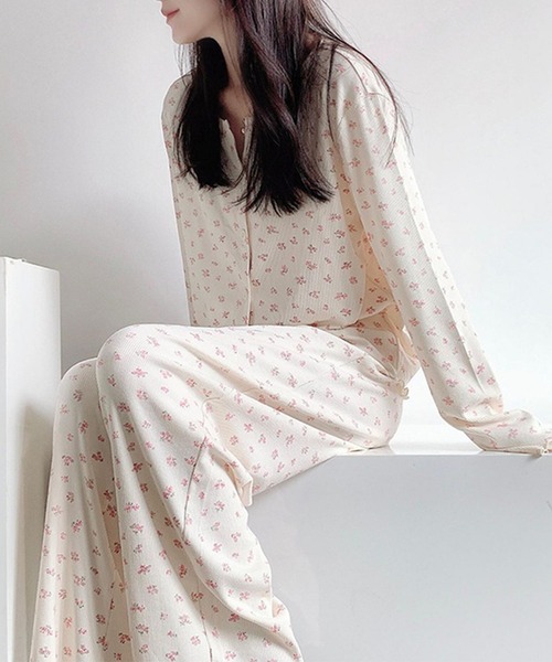 DAY CLOSET(デイ クローゼット)の「【セットアップ/薄手】長袖カーディガン風総柄トップス+ロングパンツ ルームウェア上下2点セット レディース(ルームウェア/パジャマ・レディース・ナチュラル/オートミール/ダークグレー/アイボリー/グレー・L/M)」の12枚目の写真