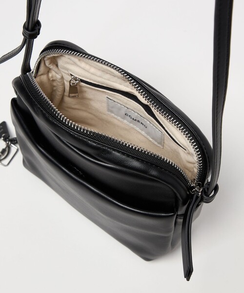 green label relaxing(グリーンレーベルリラクシング)の「【WEB限定】<COMERU>BLOK ブロック ショルダー バッグ(ショルダーバッグ・メンズ・ブラック・FREE)」の11枚目の写真
