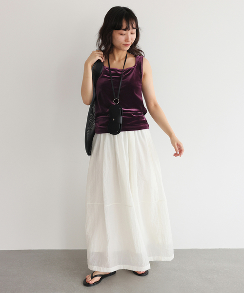 SLOBE IENA(スローブイエナ)の「《シリーズあり》スクエアネックベロアタンク(タンクトップ・レディース・グレー/ブラック/パープル・FREE)」の19枚目の写真