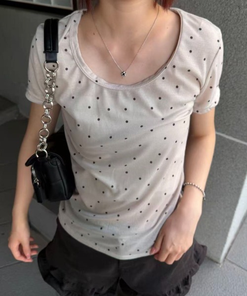 mebole(メボレ)の「dot short sleeved top(Tシャツ/カットソー・レディース・アイボリー/グレー・FREE)」の3枚目の写真