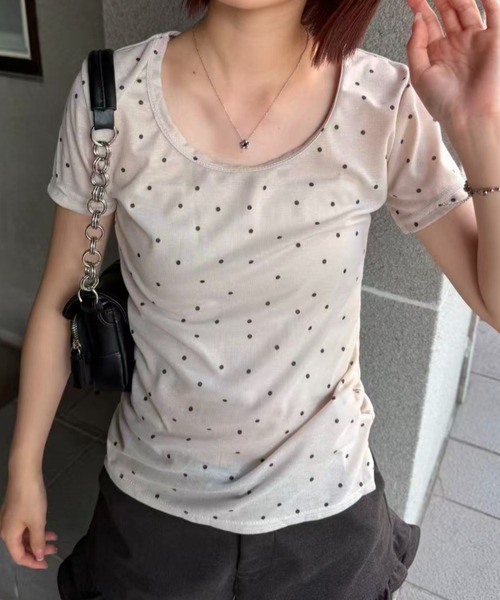mebole(メボレ)の「dot short sleeved top(Tシャツ/カットソー・レディース・アイボリー/グレー・FREE)」の10枚目の写真