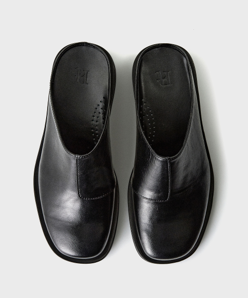 JOSEPHT（ジョセフ）の「PIA BLACK（サンダル・メンズ・その他・25cm/26cm/27cm/28cm/24cm）」の5枚目の写真